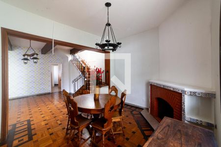 Sala de casa para alugar com 4 quartos, 166m² em Lourdes, Belo Horizonte