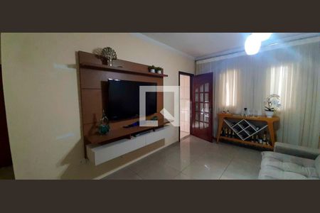 Sala de casa à venda com 3 quartos, 130m² em Jardim das Flores, Osasco