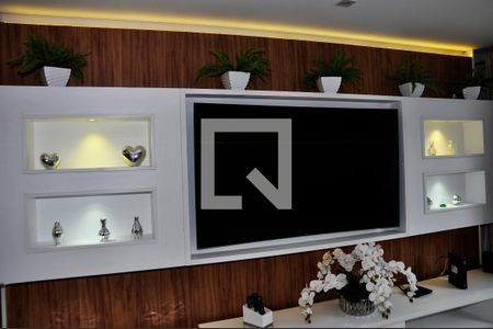 Sala de casa para alugar com 3 quartos, 241m² em Jardim Regina, São Paulo