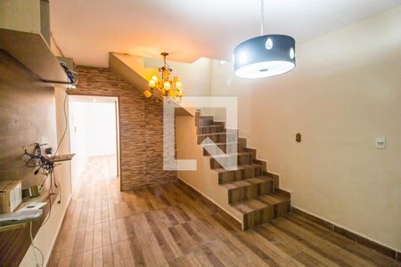 Sala de casa para alugar com 2 quartos, 100m² em Vila da Oportunidade, Carapicuíba