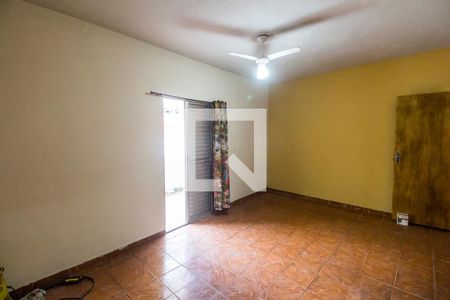 Quarto 1 de casa para alugar com 2 quartos, 100m² em Vila da Oportunidade, Carapicuíba