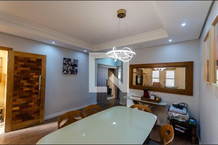 Sala de casa à venda com 3 quartos, 130m² em Vila Pereira Barreto, São Paulo