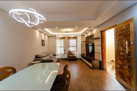 Sala de casa à venda com 3 quartos, 130m² em Vila Pereira Barreto, São Paulo