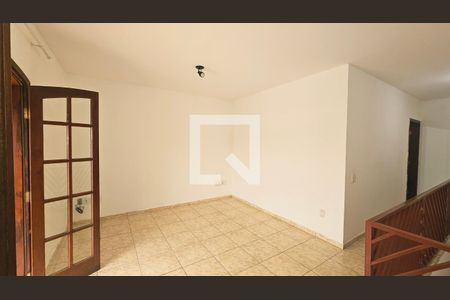 Casa à venda com 2 quartos, 189m² em Jardim das Tulipas, Jundiaí