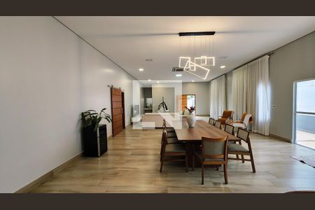 Sala de casa para alugar com 3 quartos, 600m² em Medeiros, Jundiaí