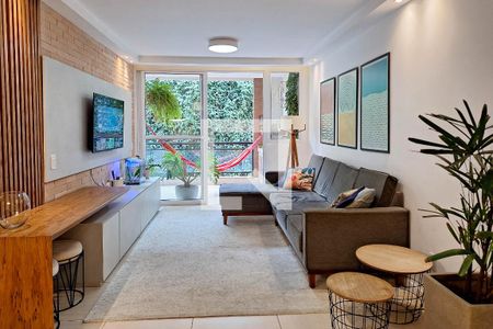 Sala de apartamento à venda com 3 quartos, 128m² em Camboinhas, Niterói