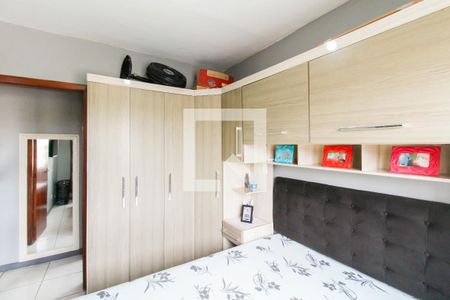 Quarto 2 de apartamento para alugar com 2 quartos, 48m² em Guajuviras, Canoas