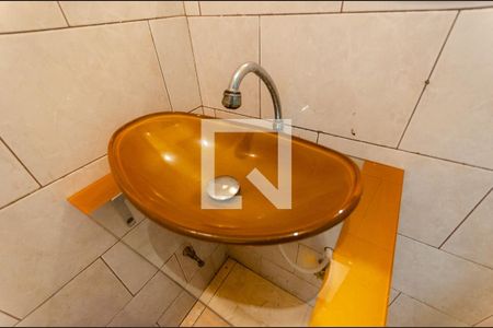 Banheiro de casa para alugar com 1 quarto, 50m² em Parque Sao Luis, São Paulo