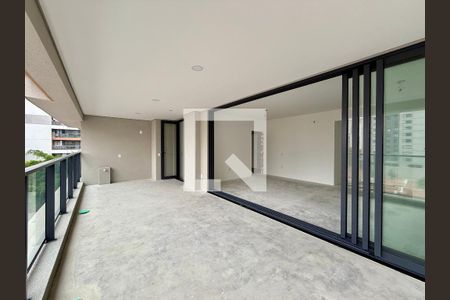 Sacada de apartamento à venda com 4 quartos, 194m² em Brooklin, São Paulo