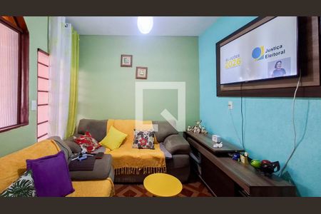 Sala de casa à venda com 4 quartos, 400m² em Santa Cruz, Belo Horizonte