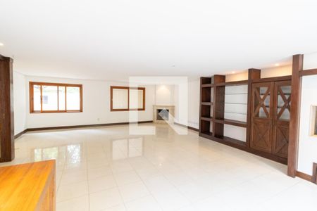 Casa de Condomínio para alugar com 4 quartos, 400m² em Jardim Isabel, Porto Alegre