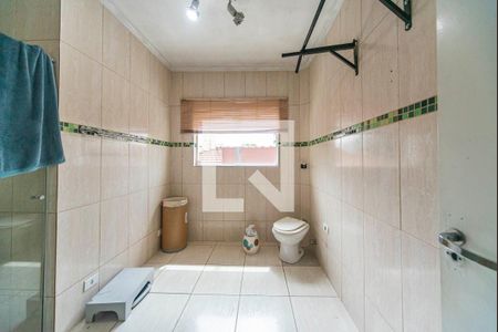 Banheiro 1 de casa para alugar com 3 quartos, 388m² em Homero Thon, Santo André