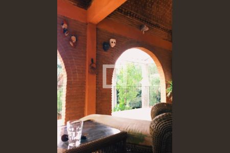 Casa à venda com 3 quartos, 480m² em Sousas, Campinas