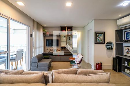 Sala de apartamento à venda com 2 quartos, 75m² em Caxingui, São Paulo