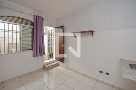 Sala/Cozinha de casa para alugar com 1 quarto, 50m² em Jardim Prudência, São Paulo