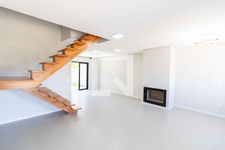 Sala de casa de condomínio à venda com 3 quartos, 130m² em Hípica, Porto Alegre