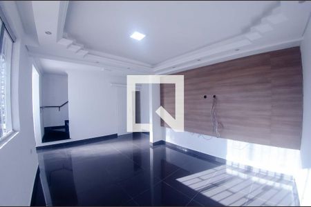 Casa para alugar com 4 quartos, 280m² em Umbará, Curitiba