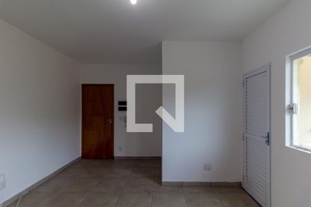 Sala de apartamento para alugar com 1 quarto, 70m² em Cidade Continental, São Paulo