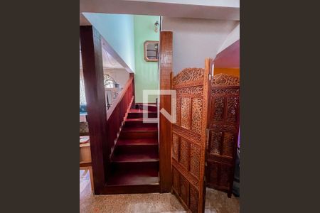 Escada de casa para alugar com 4 quartos, 150m² em João Paulo, Florianópolis