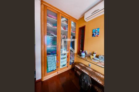 Quarto 1 de casa para alugar com 4 quartos, 150m² em João Paulo, Florianópolis