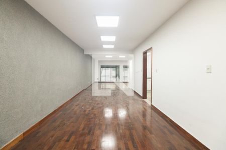 Sala de casa para alugar com 3 quartos, 350m² em Jardim Textil, São Paulo