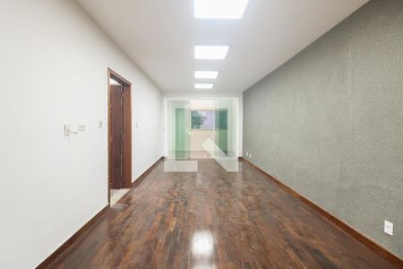 Sala de casa para alugar com 3 quartos, 350m² em Jardim Textil, São Paulo