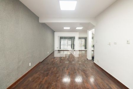 Sala de casa para alugar com 3 quartos, 350m² em Jardim Textil, São Paulo