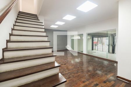 Sala de casa para alugar com 3 quartos, 350m² em Jardim Textil, São Paulo