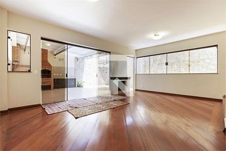 Casa de Condomínio à venda com 3 quartos, 245m² em Planalto Paulista, São Paulo