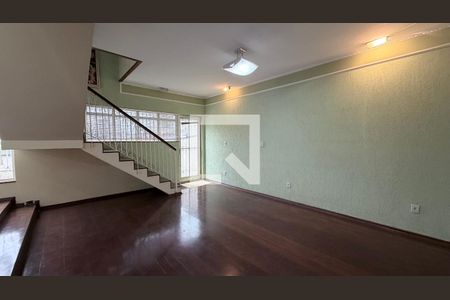 Sala de casa à venda com 4 quartos, 250m² em Jardim Nova Europa, Campinas