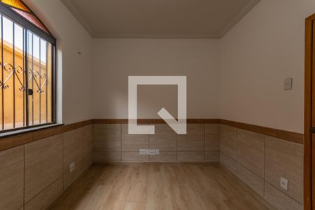 Quarto 2 de casa à venda com 5 quartos, 200m² em Itatiaia, Belo Horizonte