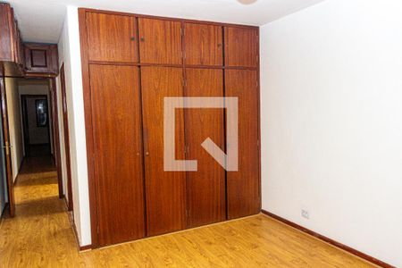 Suíte de casa à venda com 3 quartos, 160m² em Jardim Itapeva, São Paulo