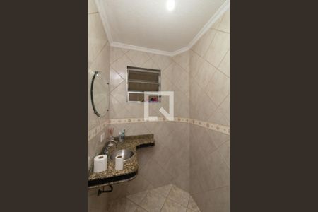 Lavabo de casa à venda com 3 quartos, 220m² em Parque Cruzeiro do Sul, São Paulo