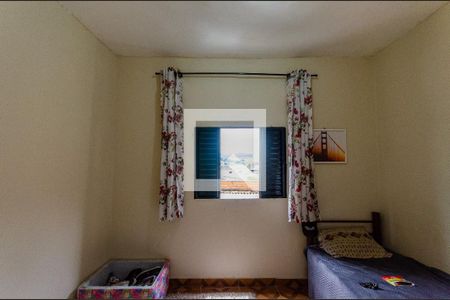 Quarto 1 de casa para alugar com 2 quartos, 70m² em Jardim Almanara, São Paulo