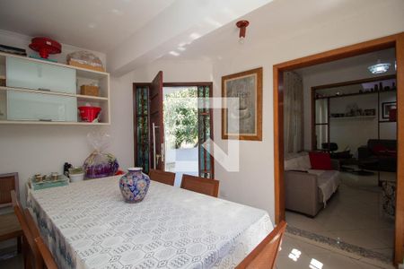 Sala de Jantar de casa à venda com 4 quartos, 196m² em Jardim Santo Elias, São Paulo