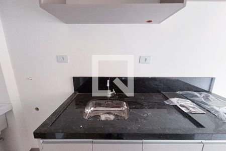 Sala/Cozinha de apartamento para alugar com 1 quarto, 28m² em Vila Lucia, São Paulo