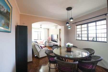 Casa à venda com 5 quartos, 176m² em Vila Mazzei, São Paulo