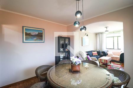 Casa à venda com 5 quartos, 176m² em Vila Mazzei, São Paulo