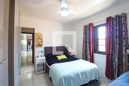 Casa à venda com 5 quartos, 176m² em Vila Mazzei, São Paulo