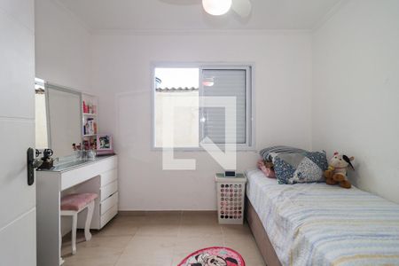 Quarto de casa para alugar com 3 quartos, 166m² em Jardim Oliveiras, Taboão da Serra