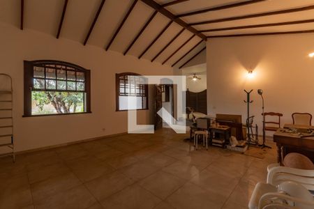Sala de casa à venda com 4 quartos, 280m² em Pampulha, Belo Horizonte