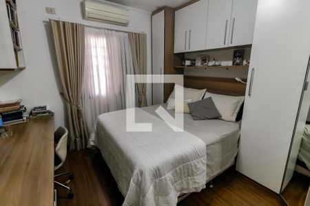 Suíte 1 de casa à venda com 4 quartos, 155m² em Jardim das Palmas, São Paulo