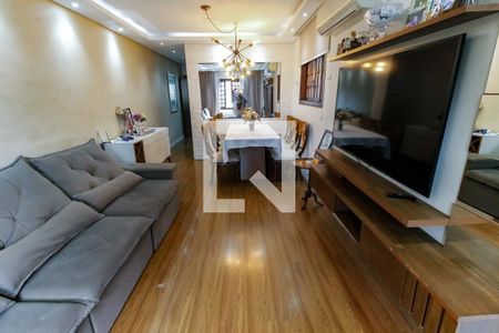 Sala de casa à venda com 4 quartos, 155m² em Jardim das Palmas, São Paulo