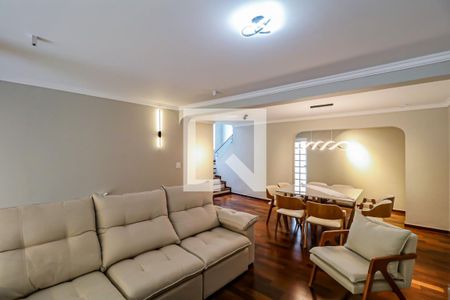 Sala de casa para alugar com 5 quartos, 550m² em Vila Pirajussara, São Paulo