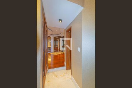 Hall de Entrada de casa para alugar com 5 quartos, 423m² em Marechal Rondon, Canoas