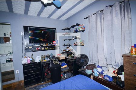 Suite de casa à venda com 5 quartos, 400m² em Ipiranga, Belo Horizonte