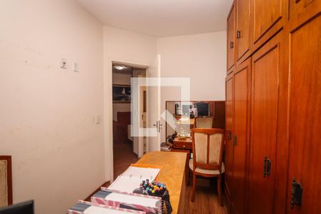 Quarto de apartamento à venda com 2 quartos, 52m² em Jardim Wanda, Taboão da Serra