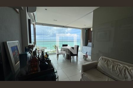 Sala de apartamento para alugar com 2 quartos, 60m² em Barra, Salvador