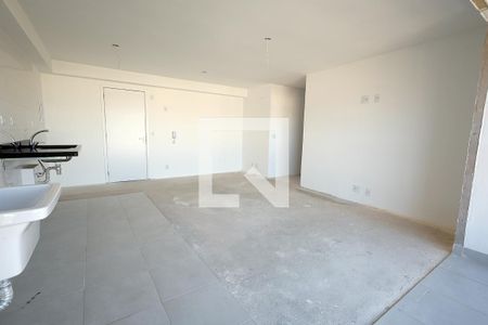 Sala / Cozinha / Área de serviço de apartamento para alugar com 2 quartos, 67m² em Vila Assunção, Santo André
