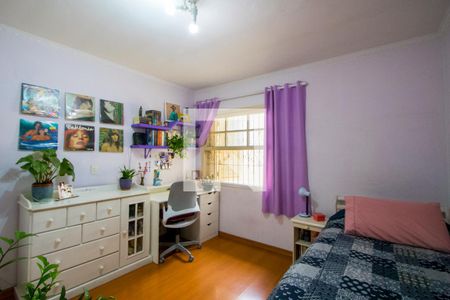 Quarto 2 de casa à venda com 3 quartos, 176m² em Vila Scarpelli, Santo André